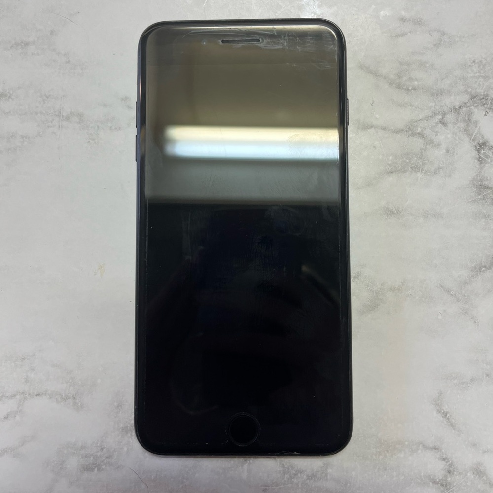 Black iPhone 7 Plus